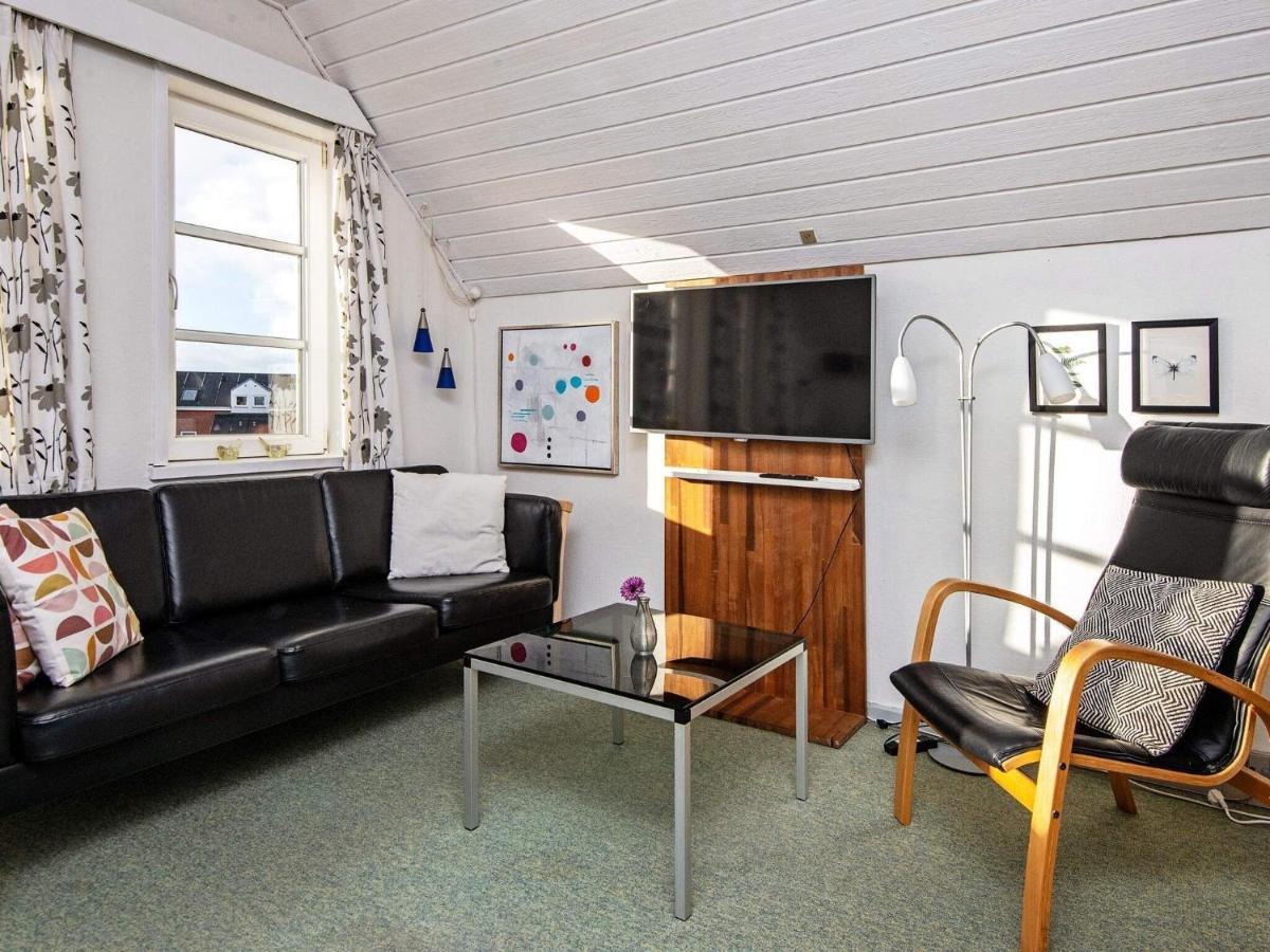 4 Person Holiday Home In R M Sønderby Exteriör bild