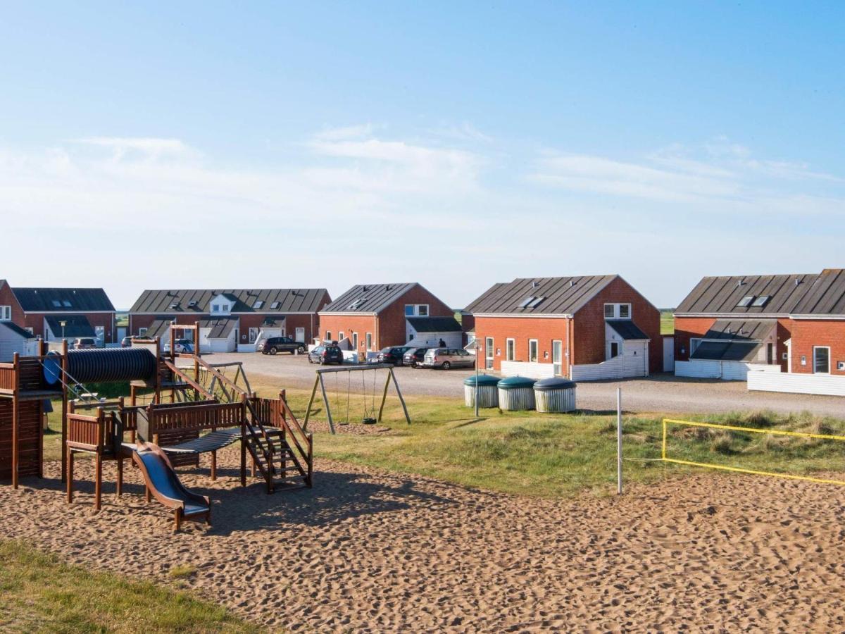 4 Person Holiday Home In R M Sønderby Exteriör bild